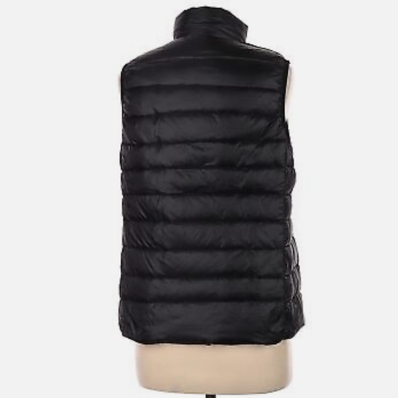 Sarin Mathews Womens Ultra Lightweight Down Vest Outdoor Puffer Vest - Picture 4 of 5